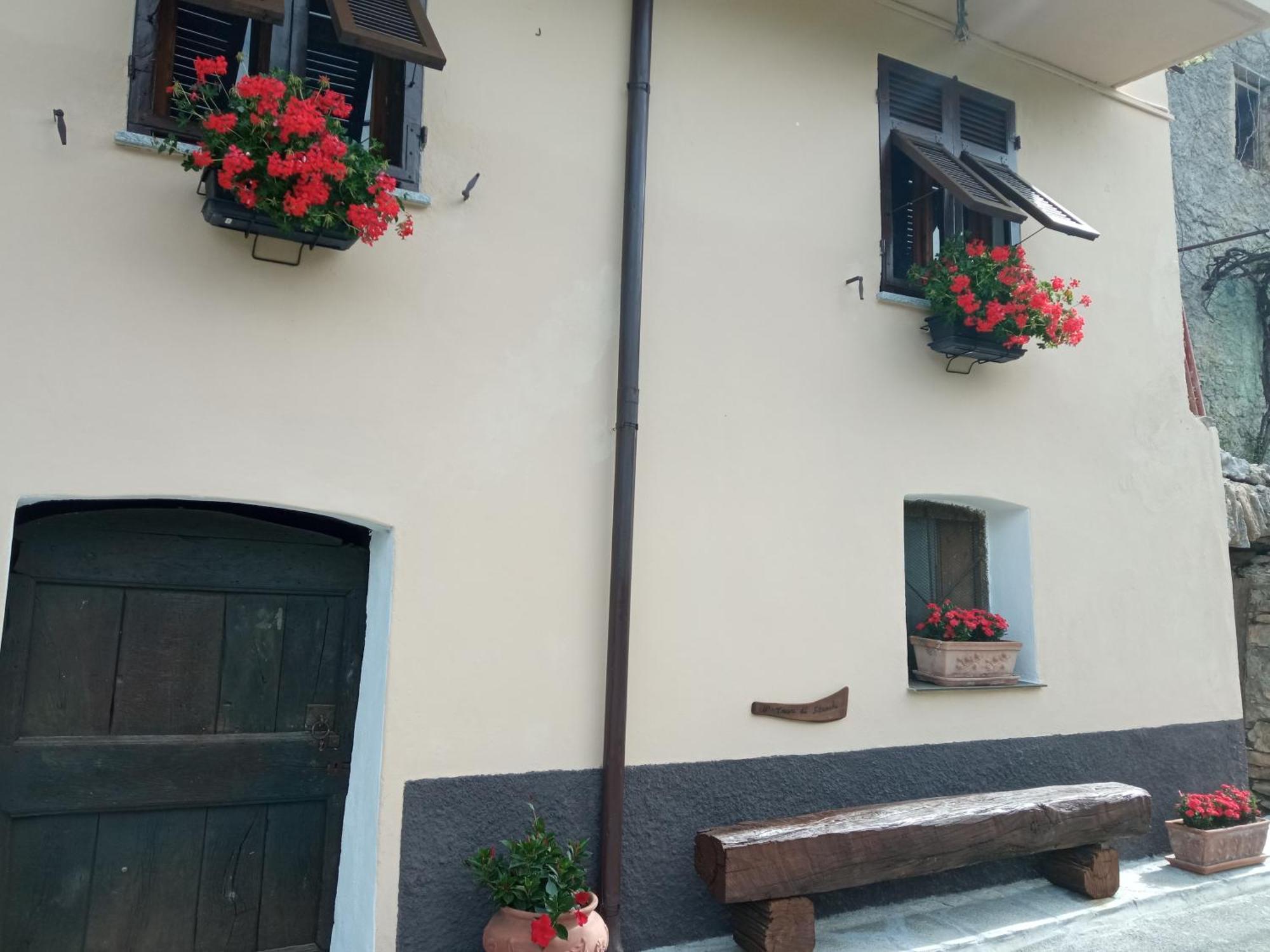 Agriturismo U'Spigu Nonna Annetta Nasino Esterno foto