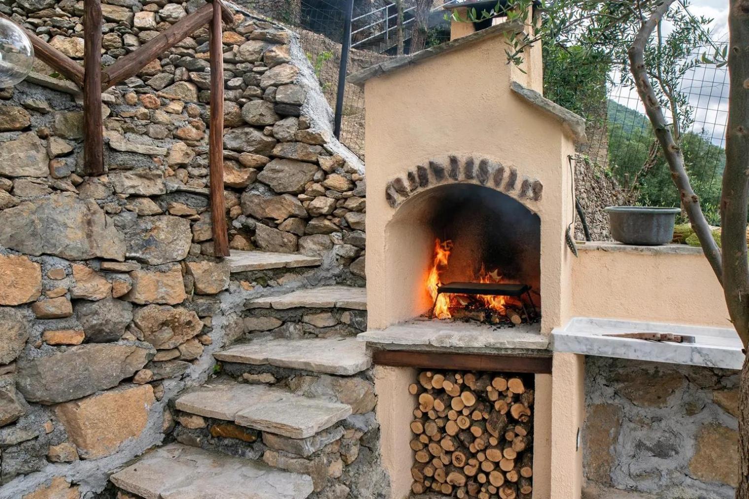 Agriturismo U'Spigu Nonna Annetta Nasino Esterno foto